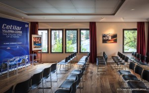 Allestimento per una conferenza stampa