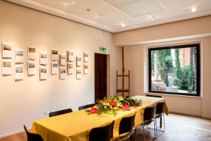 La sala allestita in tutta la sua eleganza